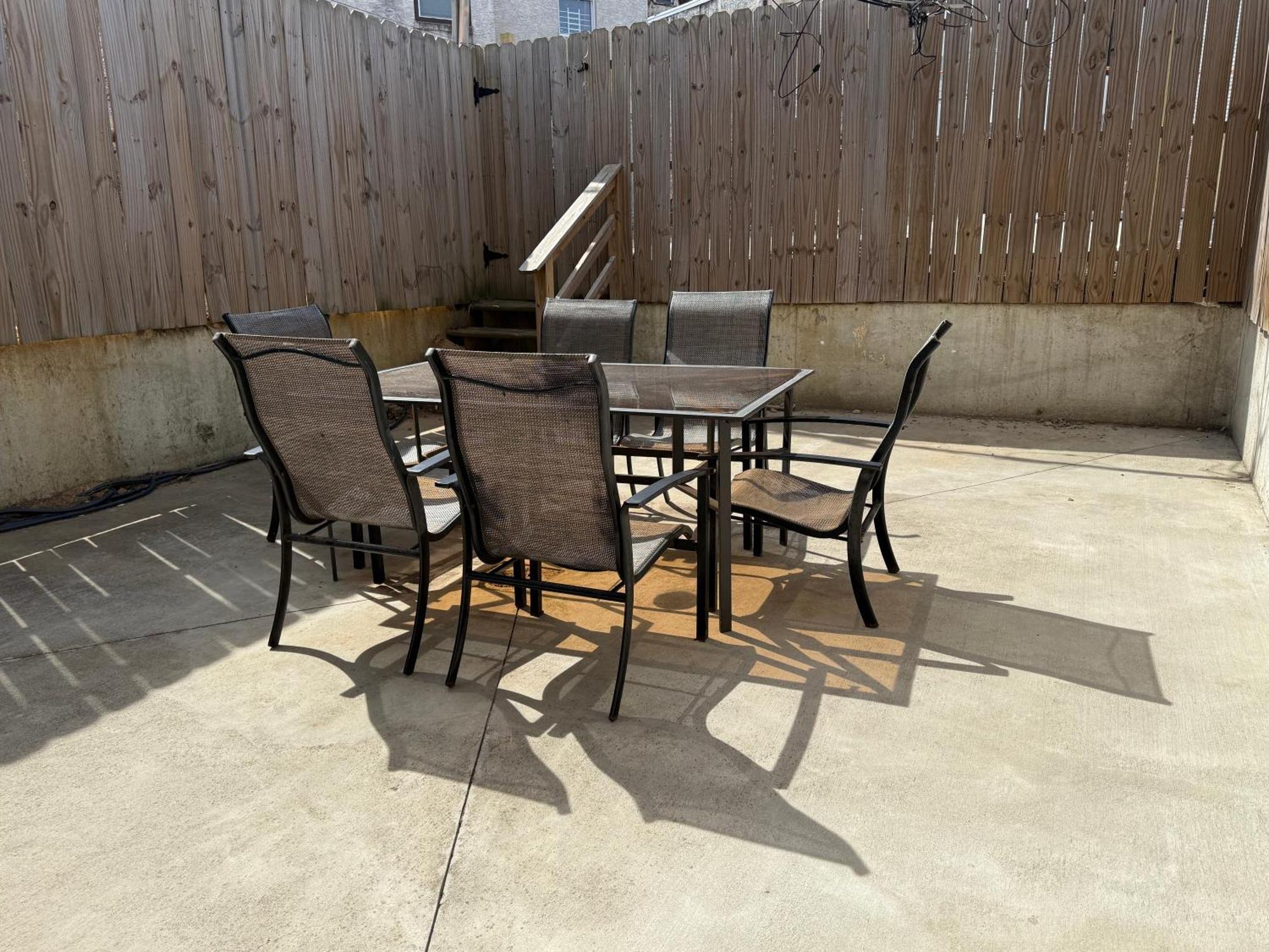Charming 3br 2ba With Private Patio Apartment
