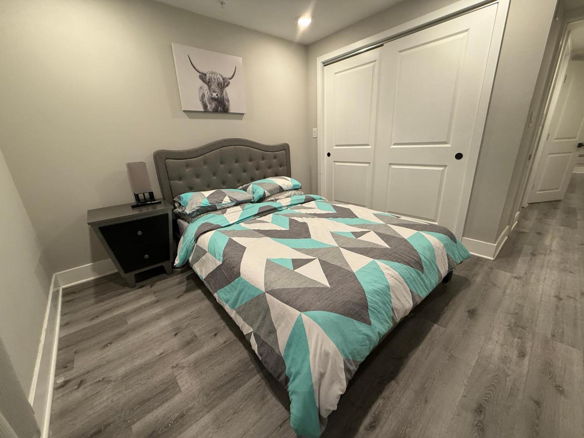 Apartment Charming 3br 2ba With Private Patio *